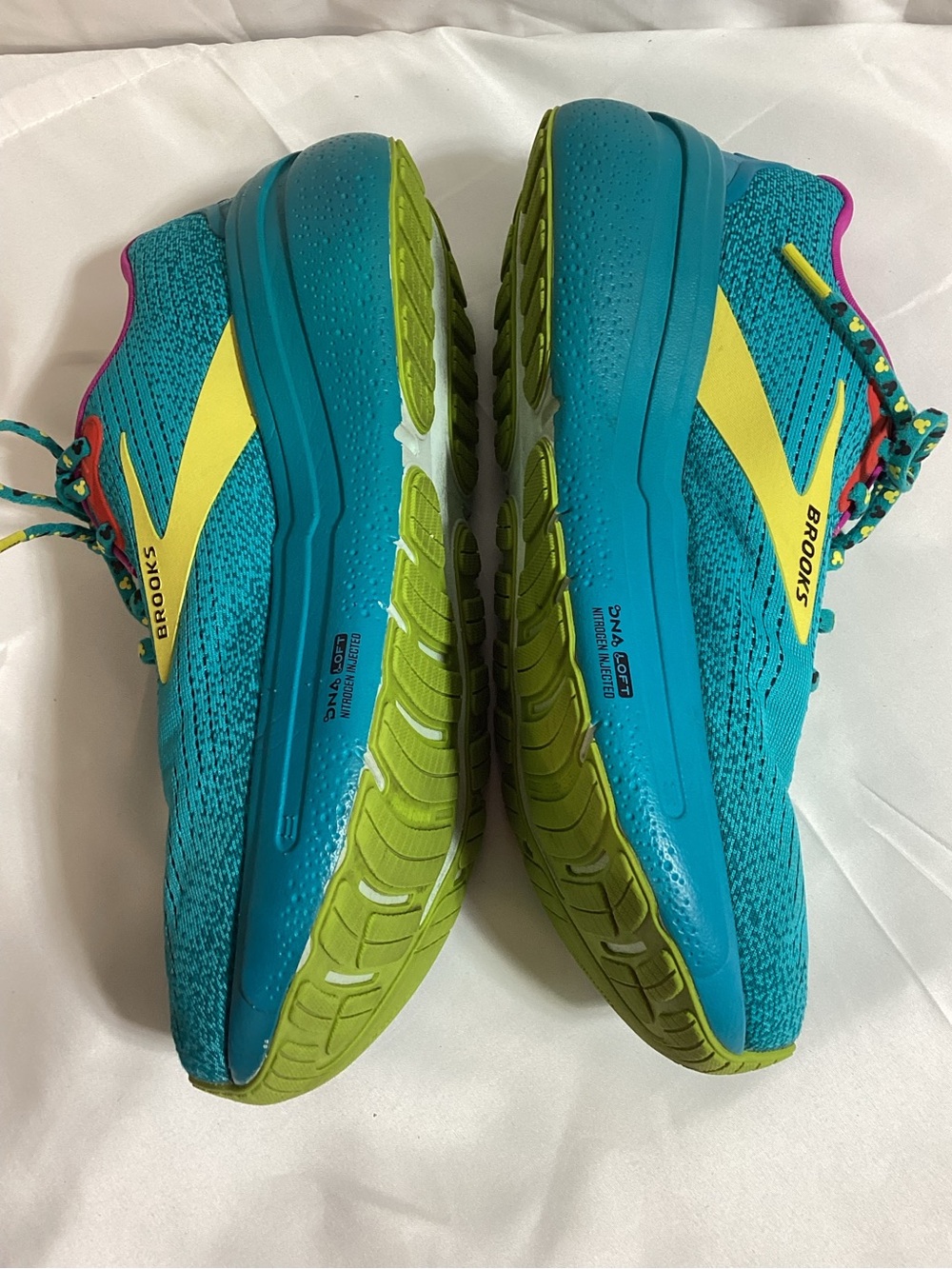 Brooks Ghost Max 2 run Disney SS Women's Teal Running Shoes - Picture 6 of 10